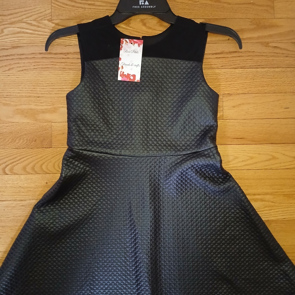 Black Textured Sleeveless Dress